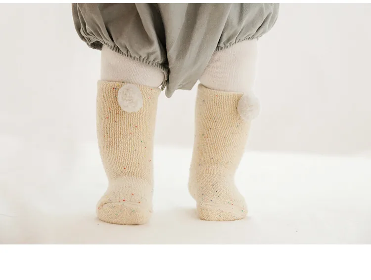 1 Pair Baby Socks For Unisex Cute Cartoon Cotton Thickened Kids Fur Ball Socks Knee Girl Boy Baby Toddler Socks infant Soft Cotton socks 0-5 Y (3)
