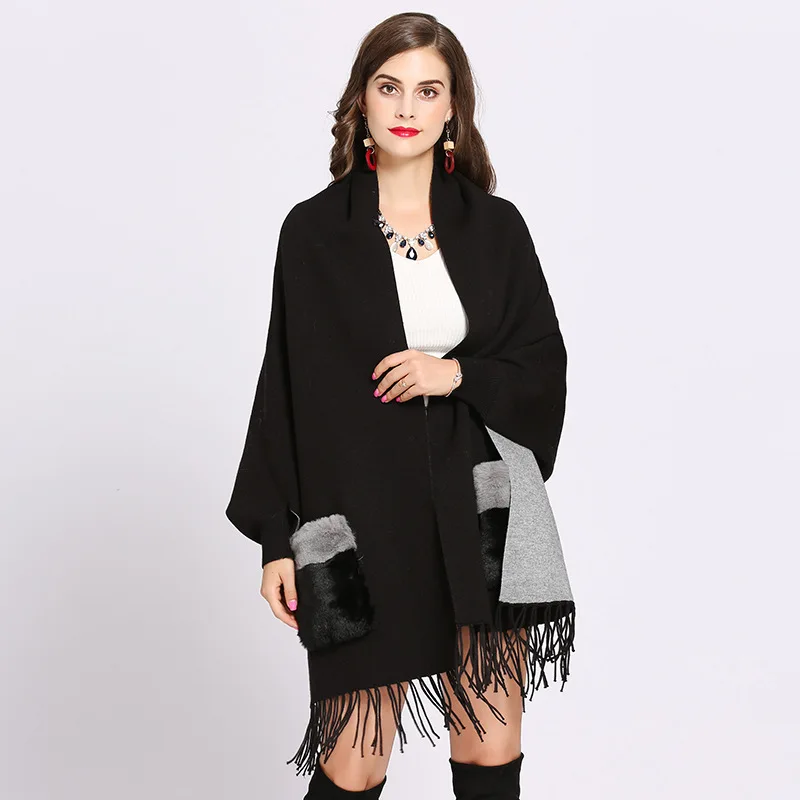 2022 Female Oversize Tassel Knitted Streetwear Winter Faux Cashmere Poncho Women Long Sleeve Vintage Shawl Coat With Fur Pocket