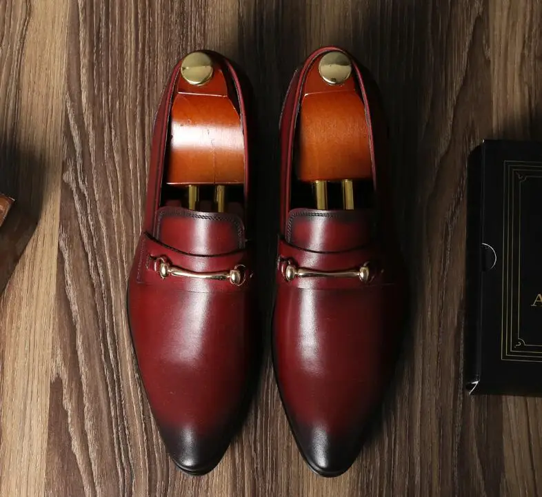

Genuine Leather Pointed Toes Men's Dress Shoes Slip-On Metal Chain Smart Casual Red Wedding Shoes Male Oxford Formal Dress Shoes