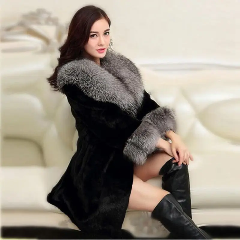 

Autumn and Winter New Fur Grass Coat Female Long Section Fake Fur Coat Womens Coats Winter Cashmere Coat