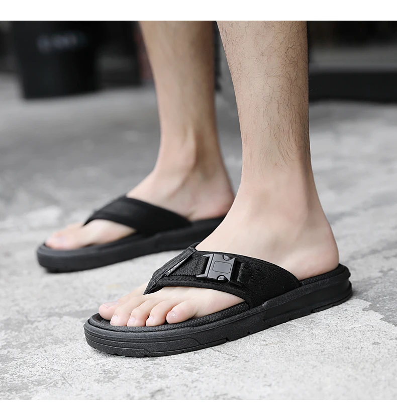 Мужские тапочки 2019 летние новые мужские сандалии модные мужские пляжные сланцы мужская обувь на плоской подошве граффити черный золотой