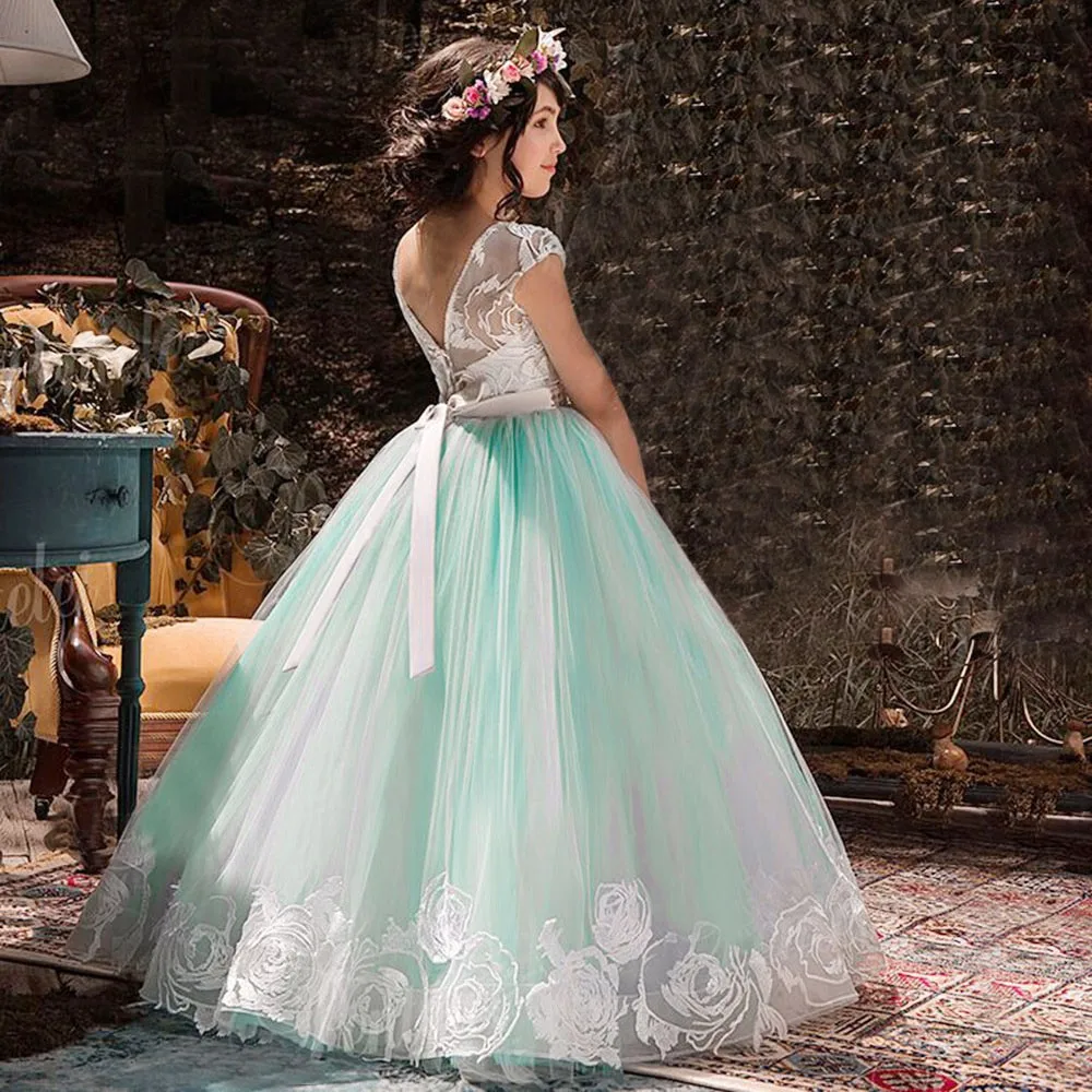

Children Girls Crystal Dresses Lace Bowknot Sleeveless Princess Wedding Formal Occident Party Wedding Performance Tutu Clothes