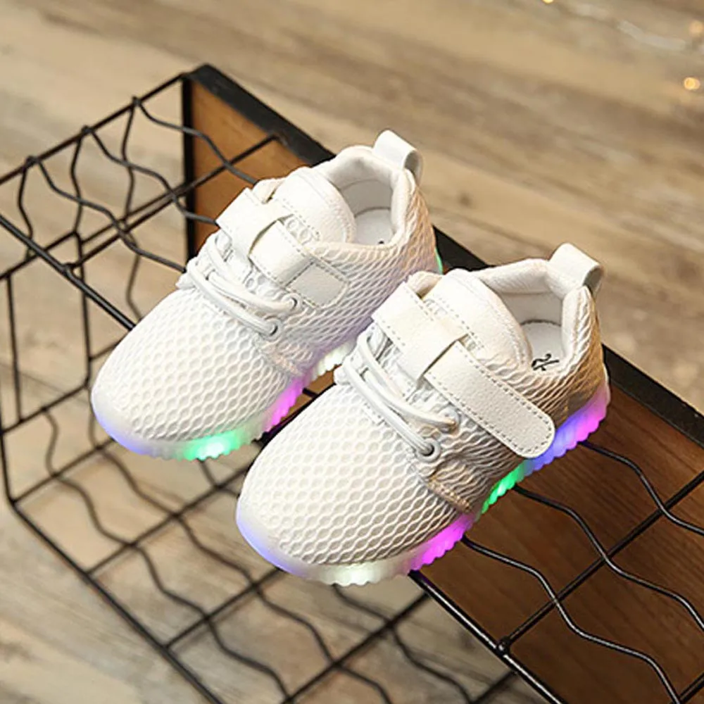 

LED Baby Boys Girls Shoes kids Light Up Luminous Child Trainers Running Sneakers Toddler First Walker Anti-slip Booties BFOF
