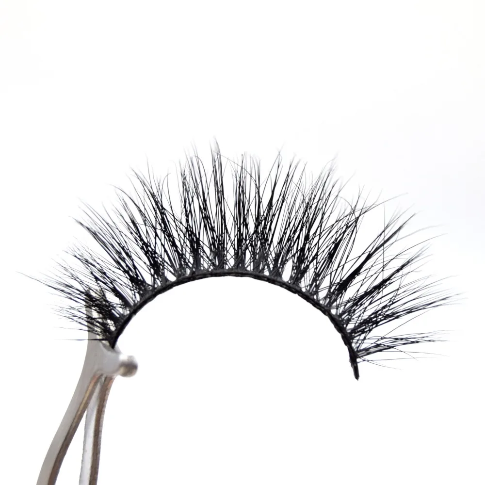 

Visofree Lashes The Luxury Collection 3D Mink Eyelashes Light and feathery False Eyelashes Cruelty-free Reusable Crisscross Lash