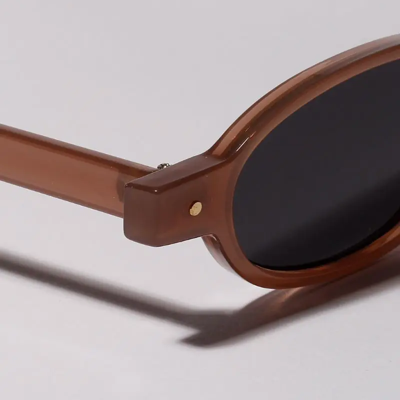 New Trend Oval Sunglasses Small Size Women Fashion Eyewear Sun Glasses UV400 Driving Outdoor Protection Summer Rivet Personality