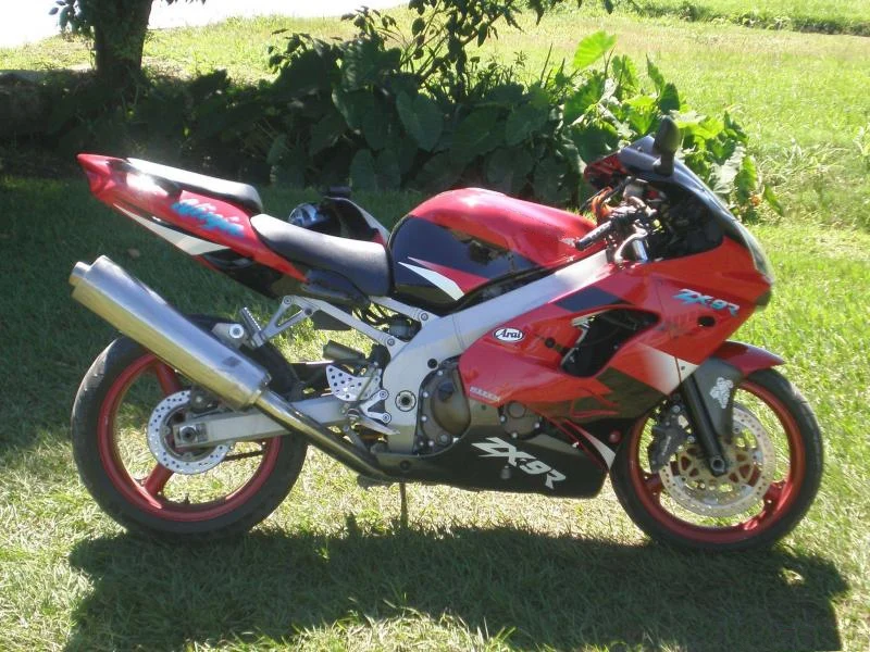 Kawasaki zx9r синий
