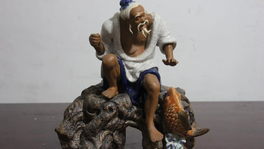 

Chinese Folk WuCai pottery porcelain Old Fisherman angling Catch Fish Art Statue