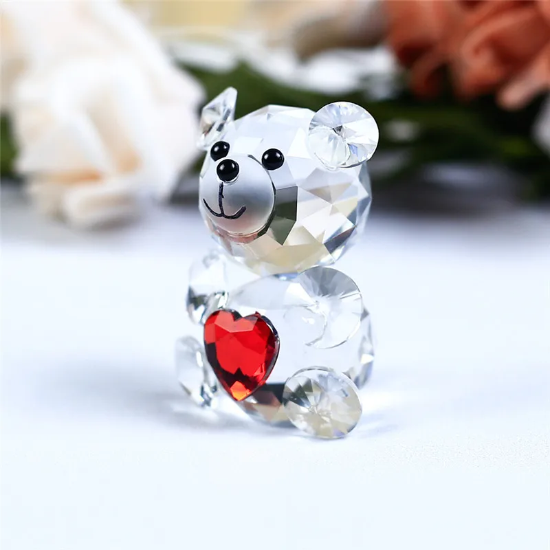 Crystal Glass Bear With A Heart figurines miniatures vintage quartz