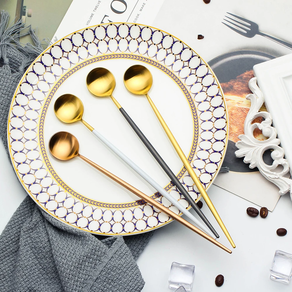 

Korean Stainless Steel Long Handled Ice Spoon Set High Quality Mixing Serving Spoons 21.2cm Dinnerware Set Long Tea Coffee Spoon