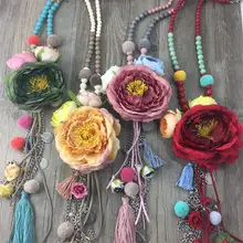 El más nuevo diseño 2016 nuevo dulce muitilayer collar de flores para las mujeres boho exagerado flor larga del grano collar de la declaración