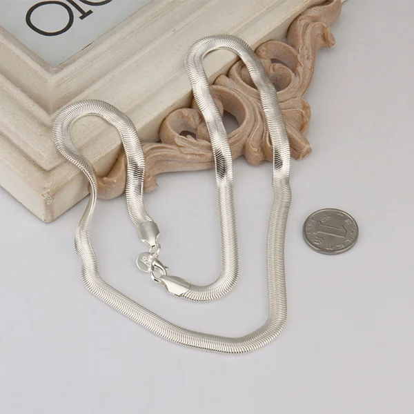 

Silver color exquisite noble gorgeous charm fashion 6MM chain Men women soft snake lady necklace Silver jewelry N193