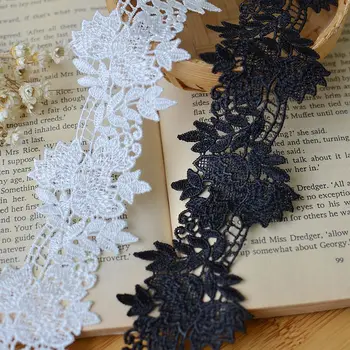 

Polyester water soluble Sewing Accessories 10 Yards(about 5CM width) White/Black Lace Flower Edge Trim-Wind