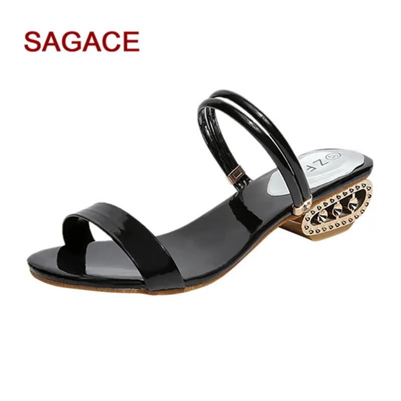 

Women Sandals Summer Ladies Bohemian Style Flat Shoes Female Sandals Rhinestone Sandals Beach Comfortable Slipper