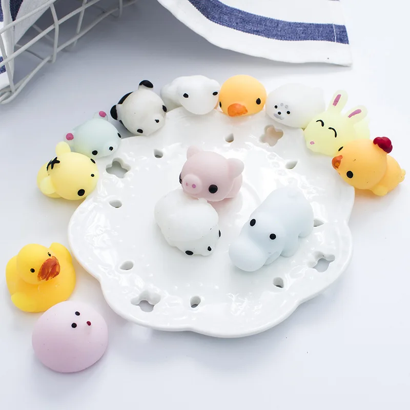 

1PCS Mini Squishy Slow Rising Fidget Fun Cute Animal Decompression Hand Stress Toy Rubber Toys Giocattoli Funny Gummy