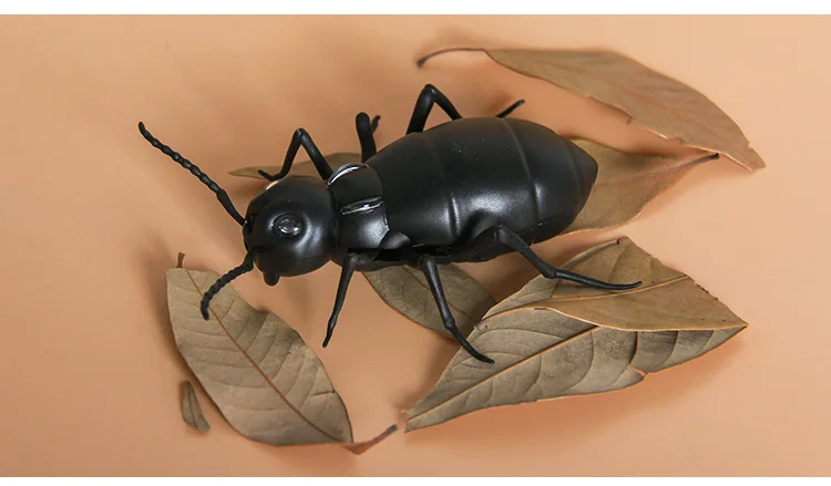 Шутка игрушки дистанционного управления животного светодиодный свет RC насекомых Ant Таракан Паук электронная робот-животное модель