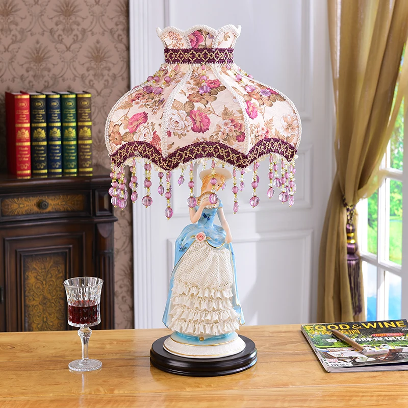 Moden декоративная керамическая настольная лампа прикроватная настольная лампа для спальни гостиной креативная Красивая Дамская Настольная лампа с вентилятором