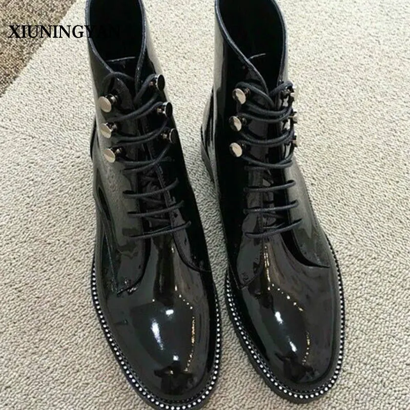 

XIUNINGYAN 2018 Leather Heel Thick Round Toe Lace Up Winter Boots Luxury Superstar Punk Rock Metal Rivets Bras Ankle Boots Goth