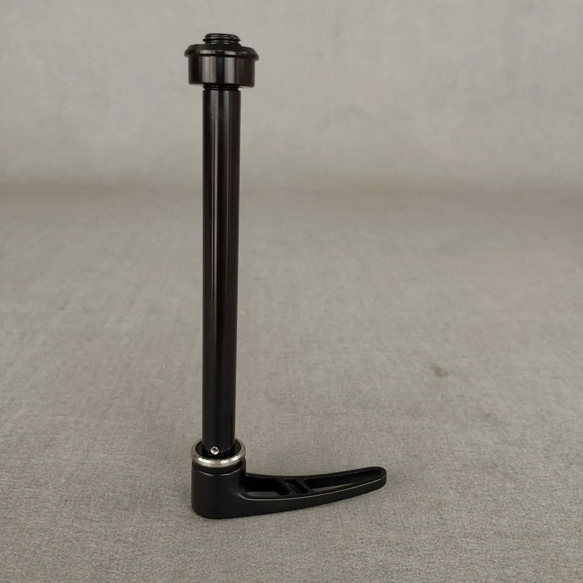 

100x12mm Bicycle Thru Axle Quick Release Skewer Aluminum front Wheel Skewers 1.5mm thread MTB Mountain Bike 29er/27.5er frame