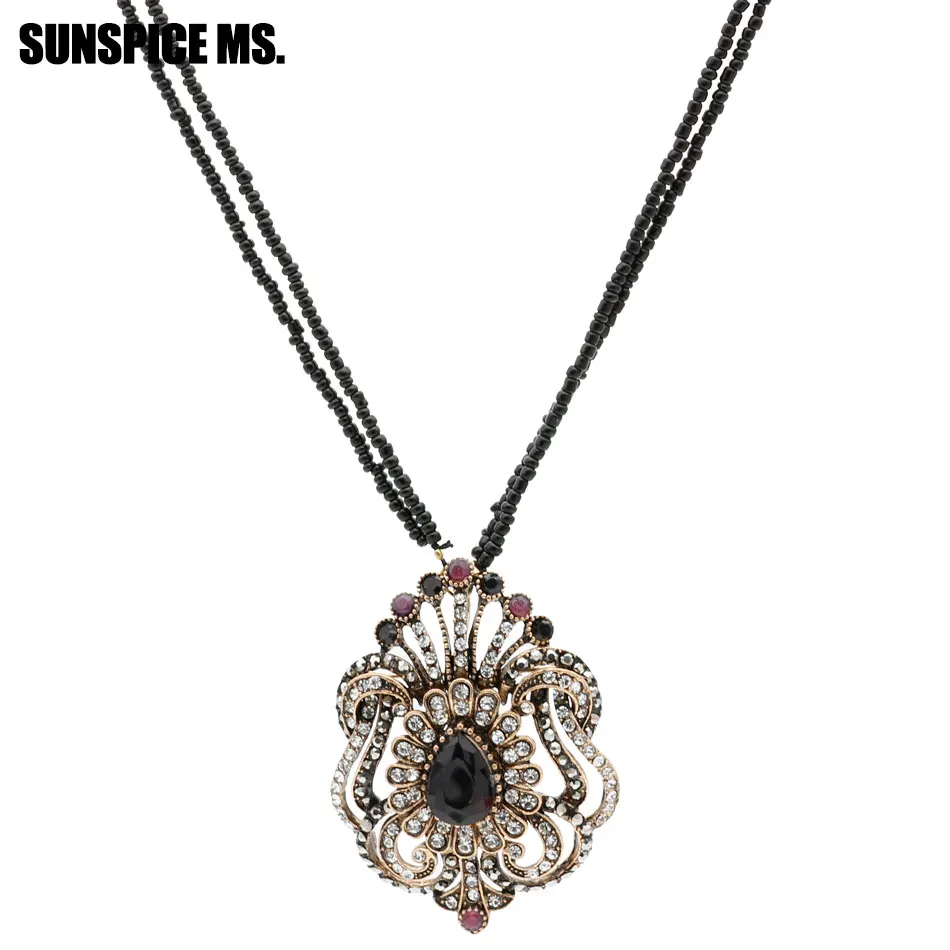 

Vintage Festival Gift Long Seed Beaded Flower Necklace Sets Morocco Antique Gold Hollow Pendant Necklace Indian Sweater Jewelry
