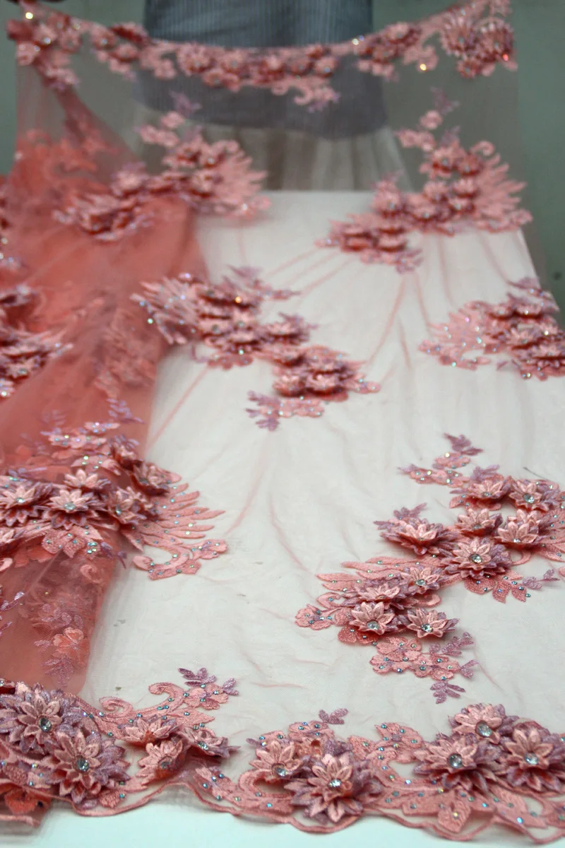

2018 High Quality African Lace Fabric 3D Flowers With Beaded Tulle Lace Fabric New Design Nigerian Tulle Lace Fabric