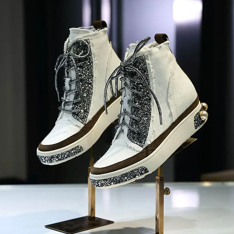

Bling Crystal Women's Skateboarding Shoes Casual Fashion Canvas Sport Shoes For Women Athletic Walking Ladies Sneakers