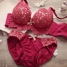 DeRuiLaDy Модный Вышивка нижнее белье бюстгалтер женщин Цветок Кружева бюстгалтер трусы женские Без косточек Пуш-ап комплект нижнего белья женщин Скорректировано лифчик
