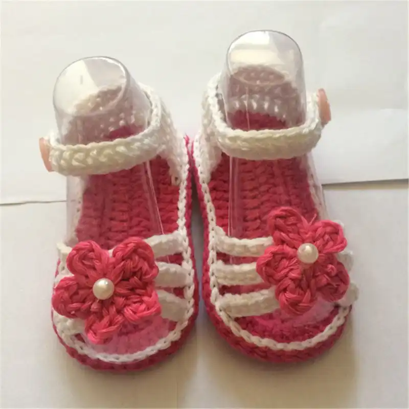 woolen shoes for baby girl