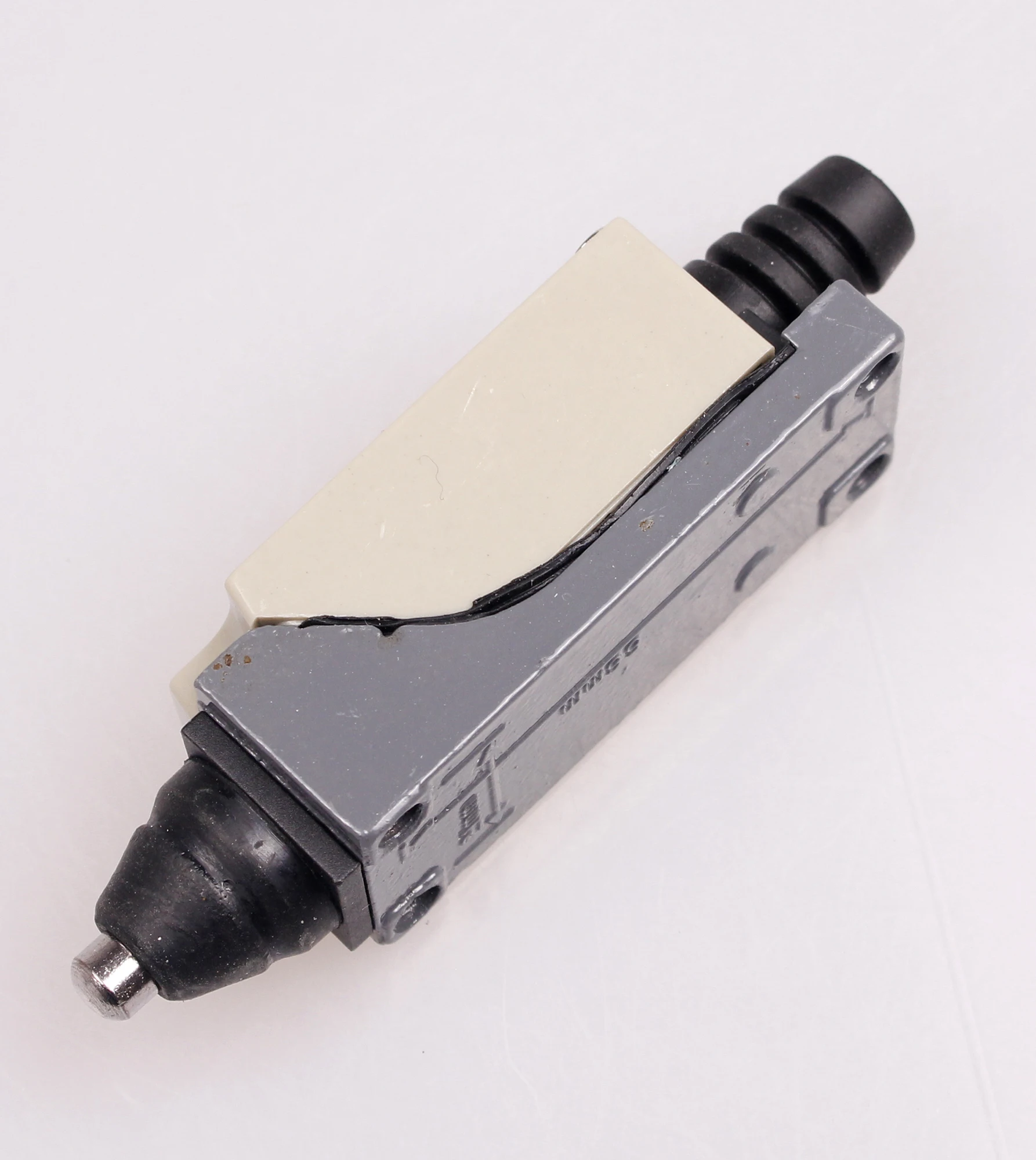 2pcs TZ-8111 плунжерный Тип мгновенный 2NO+ 2NC концевой выключатель для плазменной резки с ЧПУ