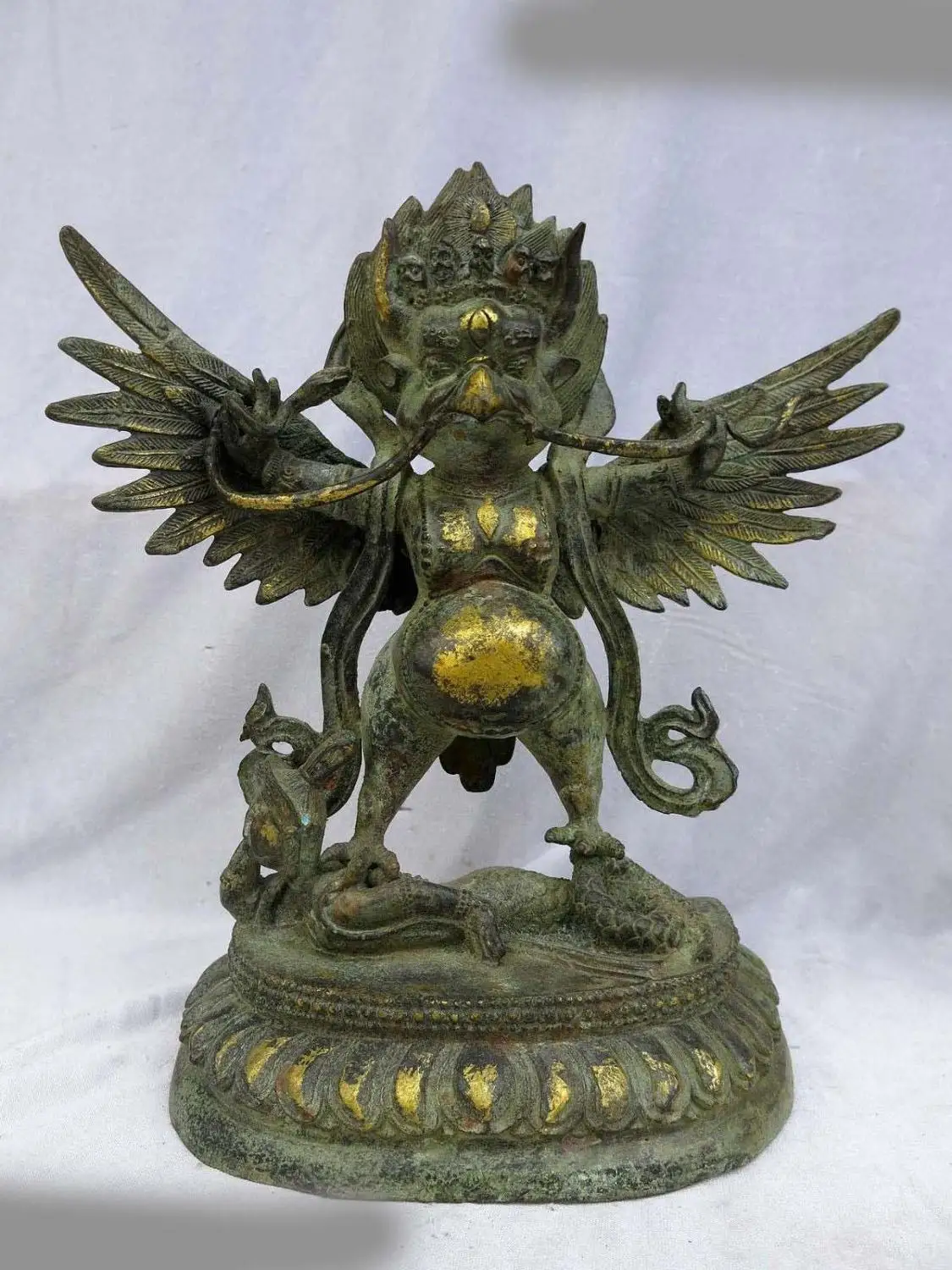 

7" China old bronze gild sculpture carved Golden wings dapeng bird buddha Statue