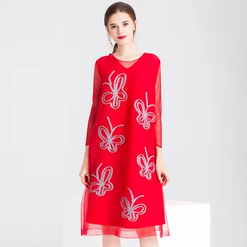 

Miyake Pleats Dress Plus Size Women 2019 Spring Autumn New Butterfly Pattern Mesh Round Neck Loose A-Line Casual Dress Female