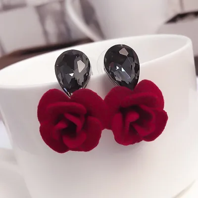 

Rose earrings Classic Water Drops Crystal Flower Stud Earrings Red Rose Earring For Women Jewelry Gift Birthday Present