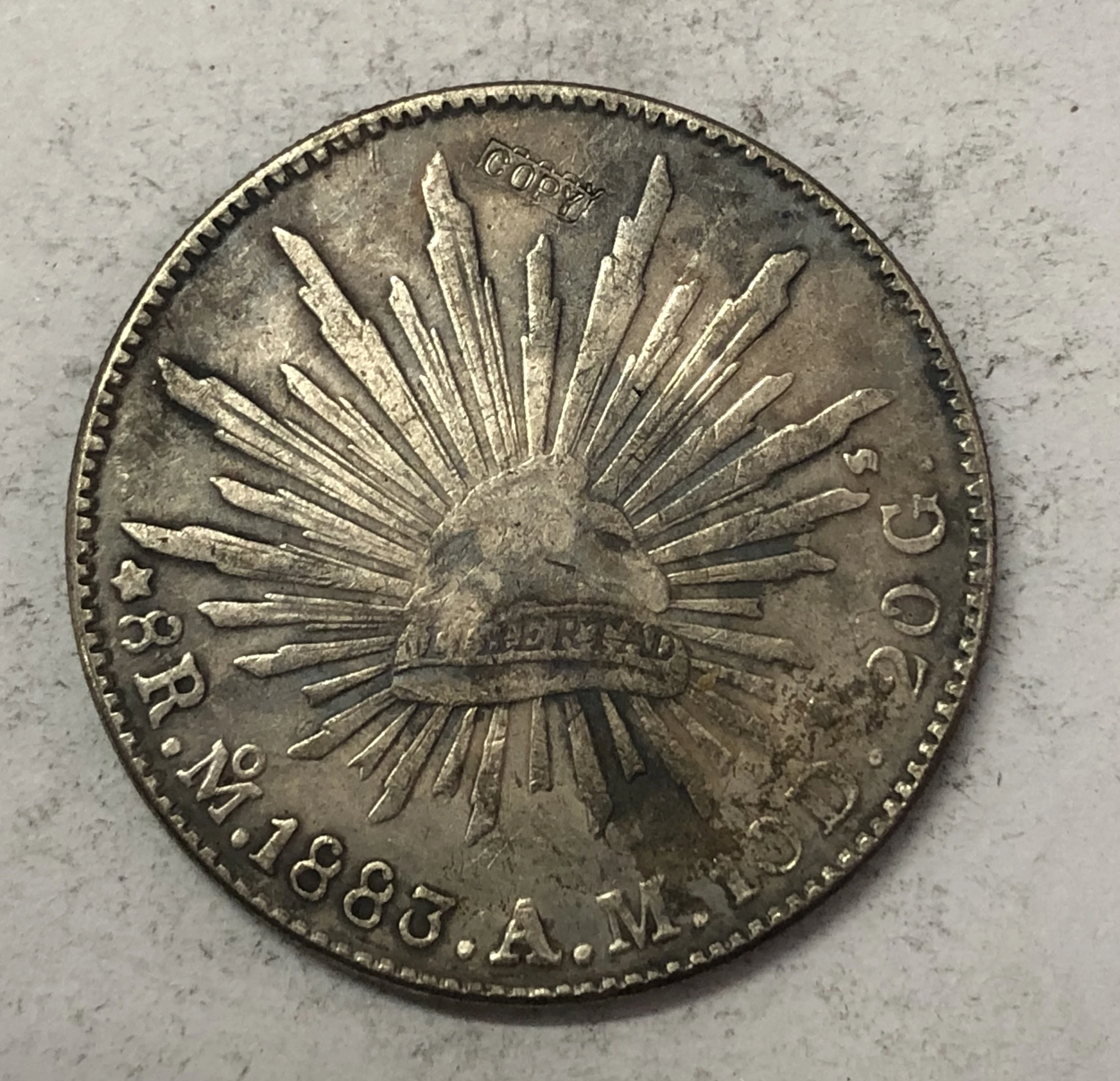 1883 (Mo AM) Мексика 8 Reales Посеребренная копия монеты | Дом и сад