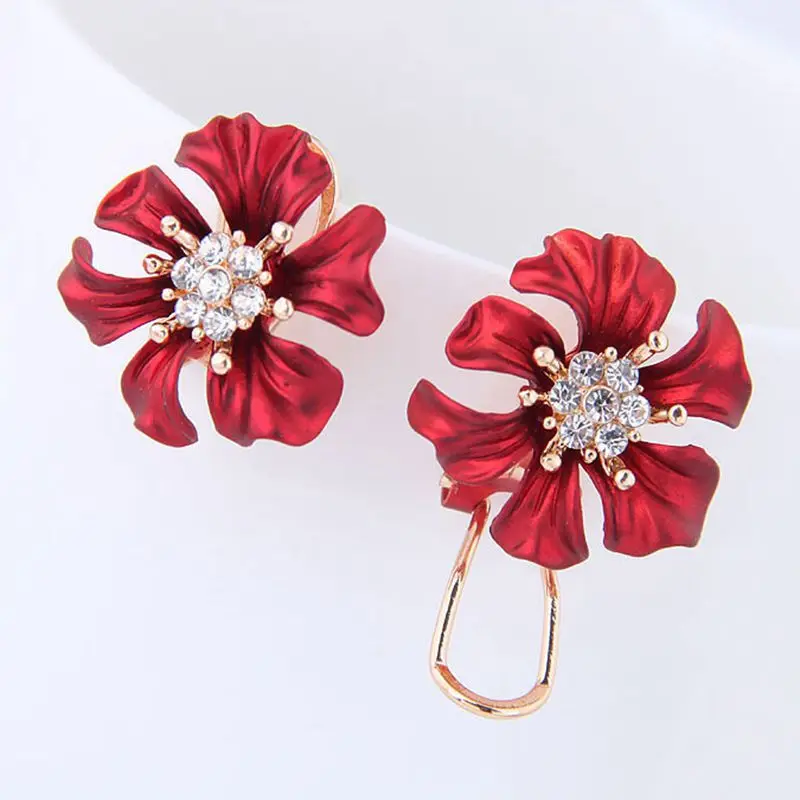 

Korean Fashion Crystal Jewelry Women Personality Metal Flower Stud Earrings