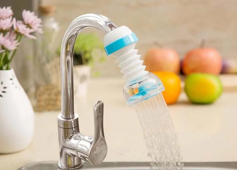 Creative Water Saving Faucet Sprayers Rotated Swivel Faucet Nozzle