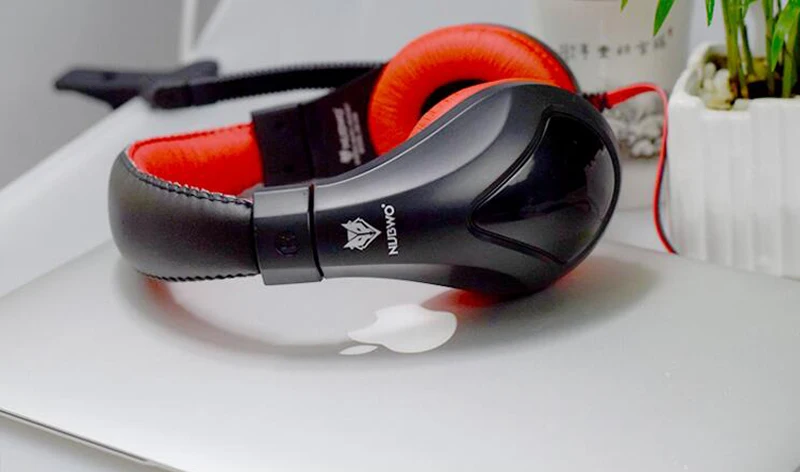 MOTOSPEED CK104 Gaming Keyboard Russian/English Mechanical Keyboard Blue/Red Switch Metal Key LED RGB/Backlit Keyboard for Gamer computer keypad