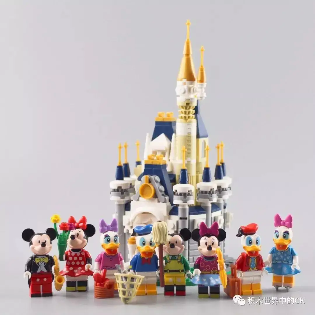 

Mickey Mouse Donald Duck Cartoon 8 Characters Mini Castle Building Blocks Building Blocks Toy Compatible With Lego