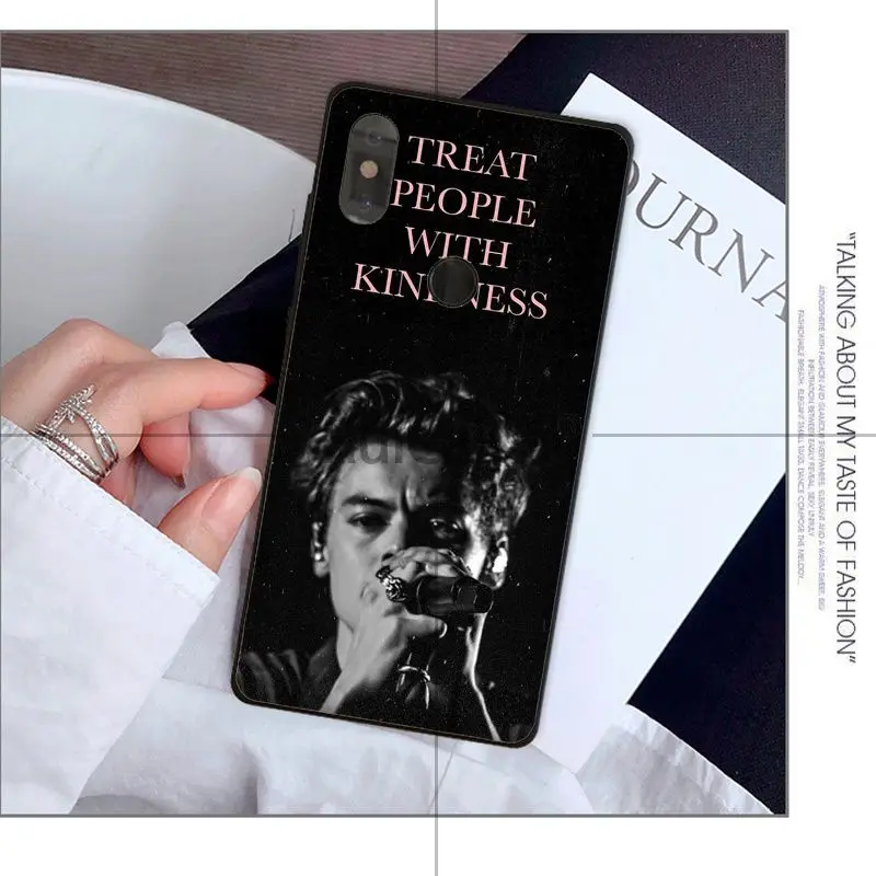 Harry Styles Treat People With Kindness