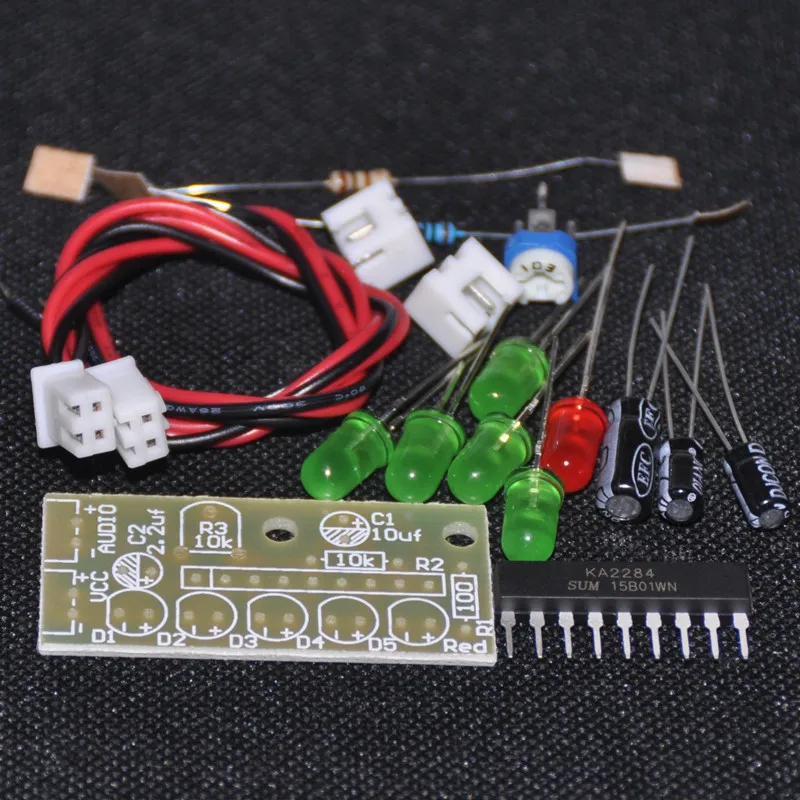 

1PCS Elektronika KA2284 DIY Kits Audio Level Indicator Suite Trousse Electronic Parts 5mm RED Green LED Level Indicating 3.5-12V