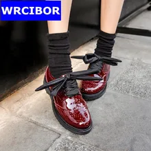 Patent leather Fretwork Vintage Flat Oxford Shoes font b Woman b font 2017 Fashion tassel British