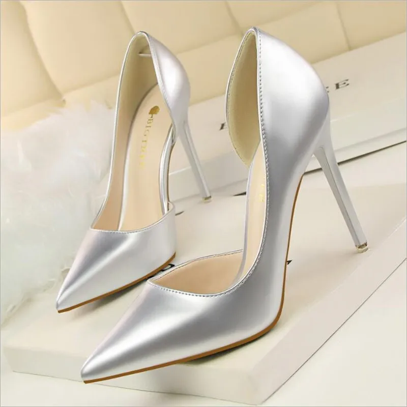 2019 New Fashion high heels women pumps thin heel classic white red nede beige sexy prom wedding shoes Blue Red wine