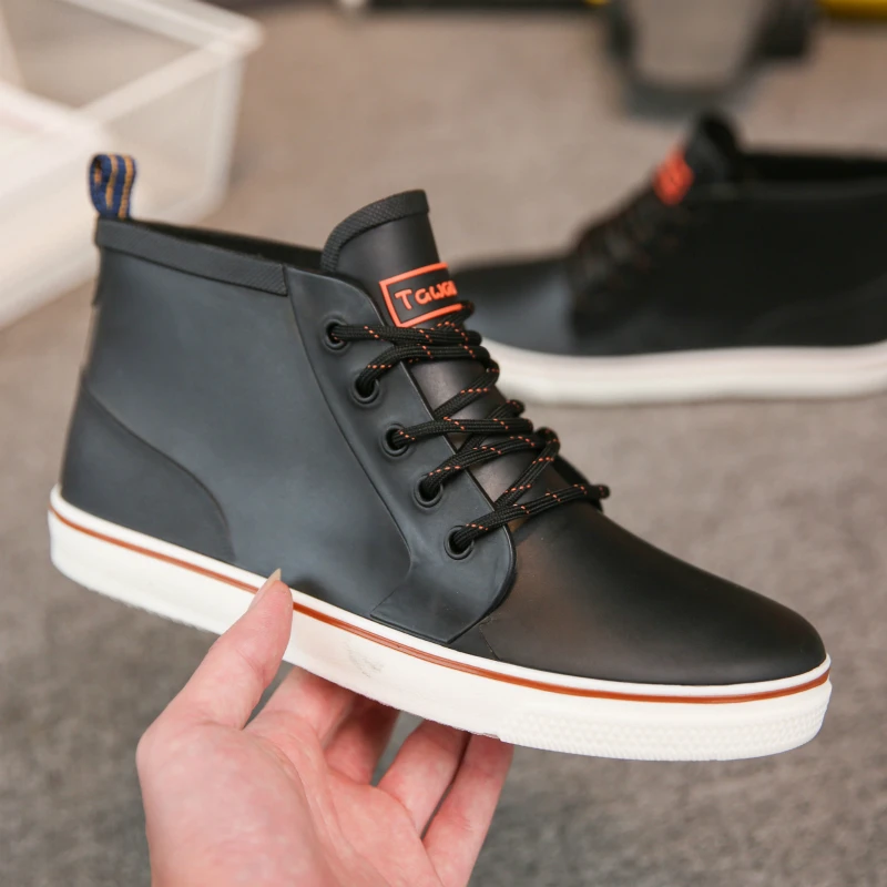 

Fashion Rainboots Slip Water Shoes Fishing Boots Short Rubber Rain Boots Man Bot Garden Boots Men Lovers Shoes