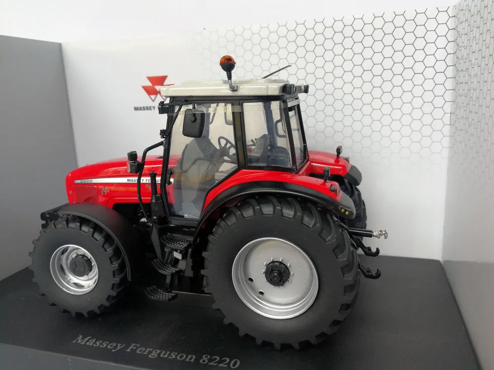 UH-5331 трактора Massey Ferguson 8220 X