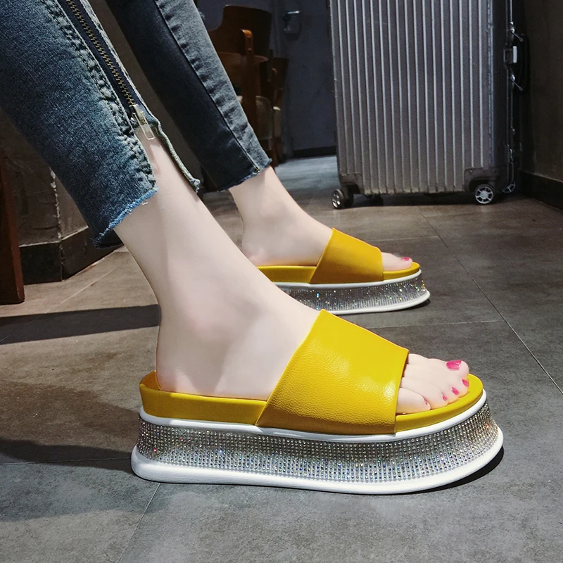 

2019 New Rhinestones Slipper Women Shoe outside fashion Wild Joker platform wedges sandals Heighten shoes 595099039154