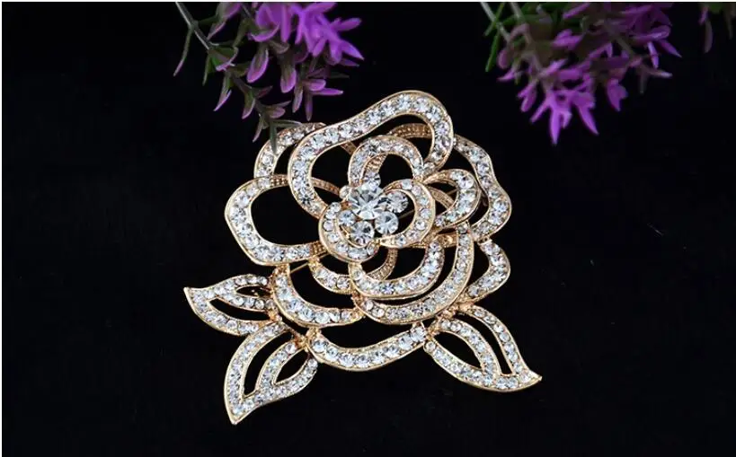 

2016 New Badges Crystal Brooches for Women Vintage Retro Fashion Women Flower Brooch Broches Pins Mujer