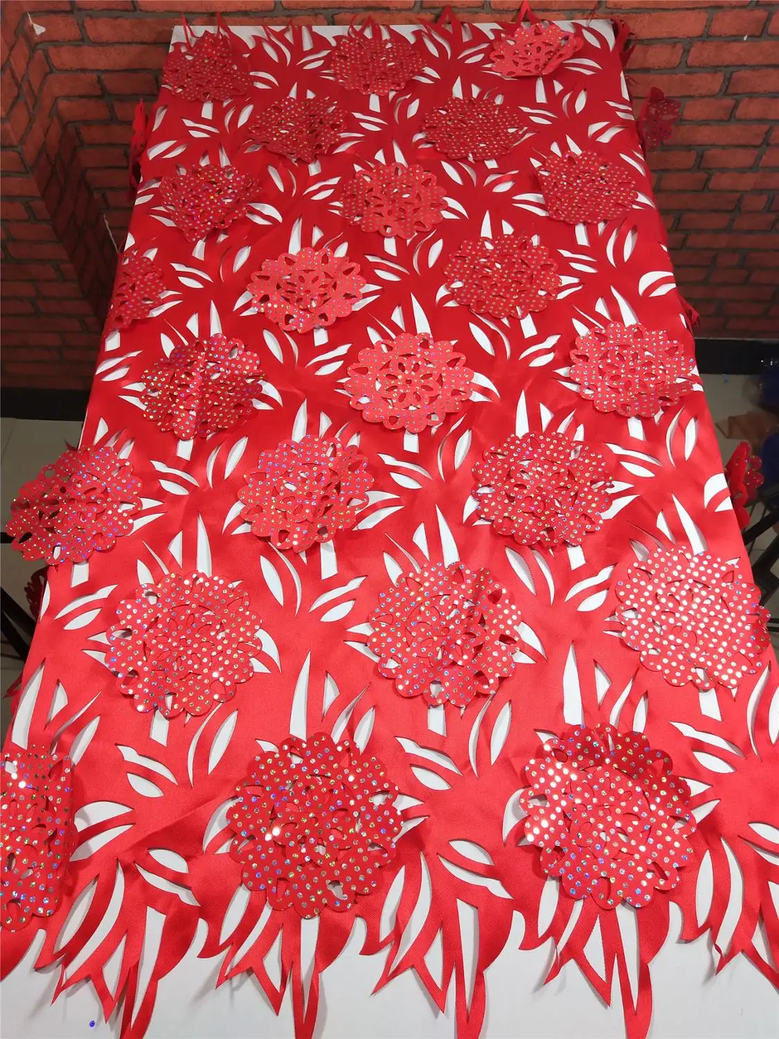 

African lace fabric 5yds/pce dhl red laser cut colorful sequins water soluble fabrics women gorgeous luxury asoebi dress 2019