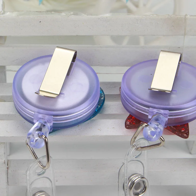 Resin Lovely Heart Shell Design Nurse Retractable Badge Reel Pull ID Card 3D Badge Holder Belt Clip Hospital School Office K151