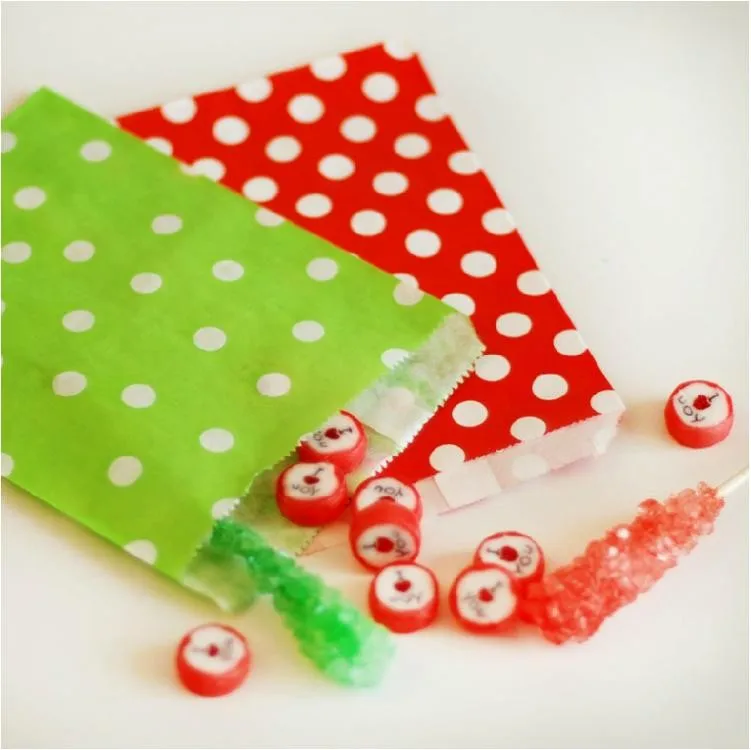 Free-Shipping-75pcs-Lot-12-5-17-5cm-Colorful-Polka-Dot-Paper-Bag-Wedding-Party-Paper (2)
