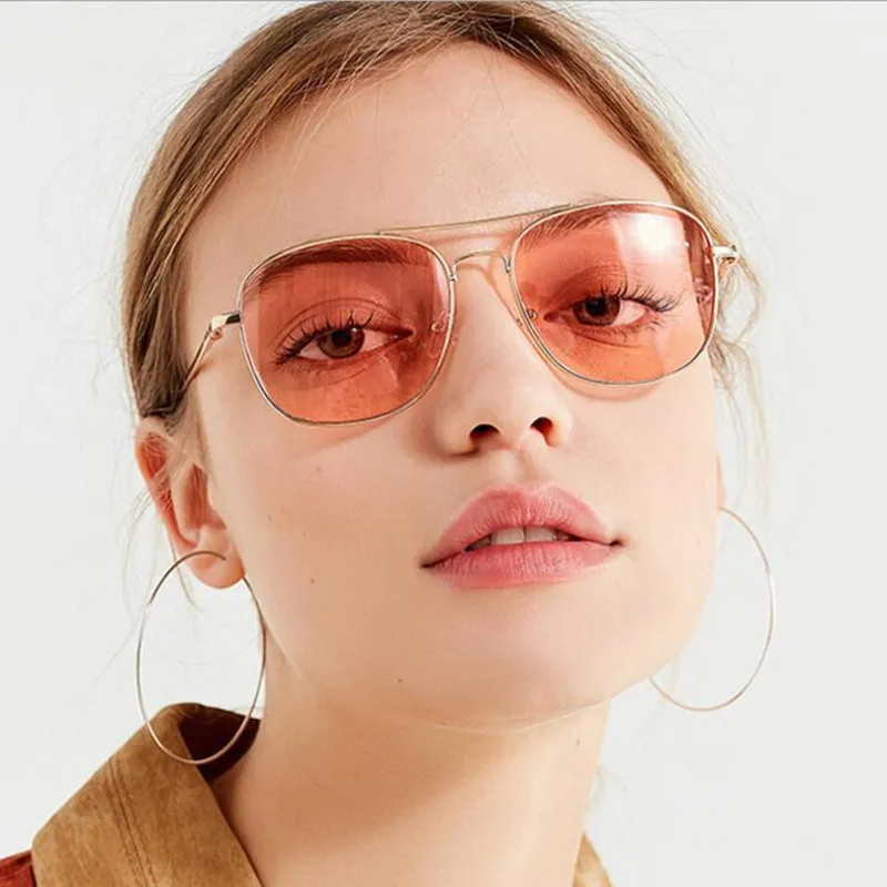 2019 Luxury Brand Design Men And Women Sunglasses Pilot Metal Frame Retro Fashion Glasses Female Sunglasses UV400 �culos de sol