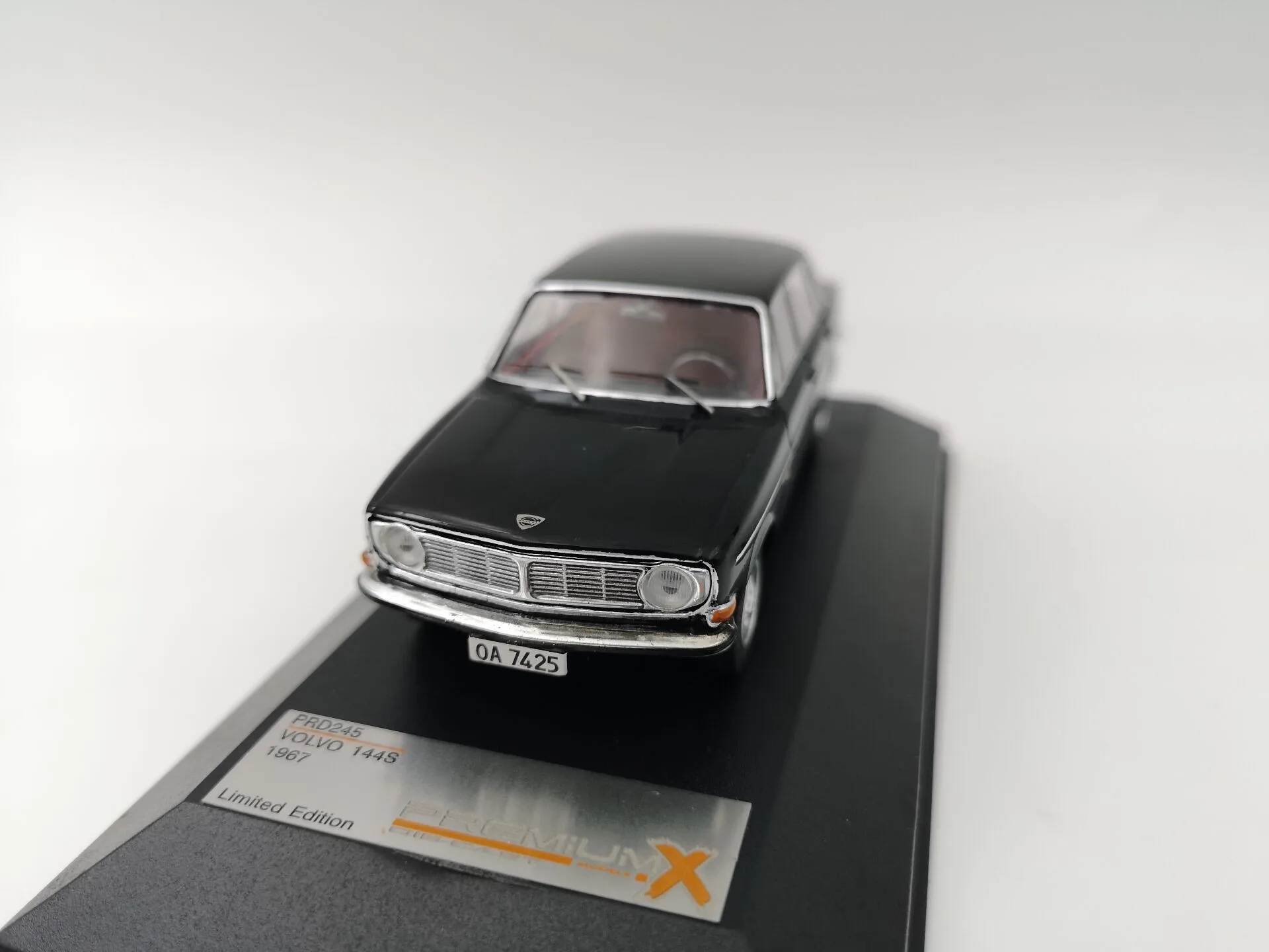 Премиум/X 1:43 VOLVO 144S 1967 эксклюзивная модель автомобиля из сплава, игрушки для детей, игрушки для детей, модель подарка, оригинальная коробка