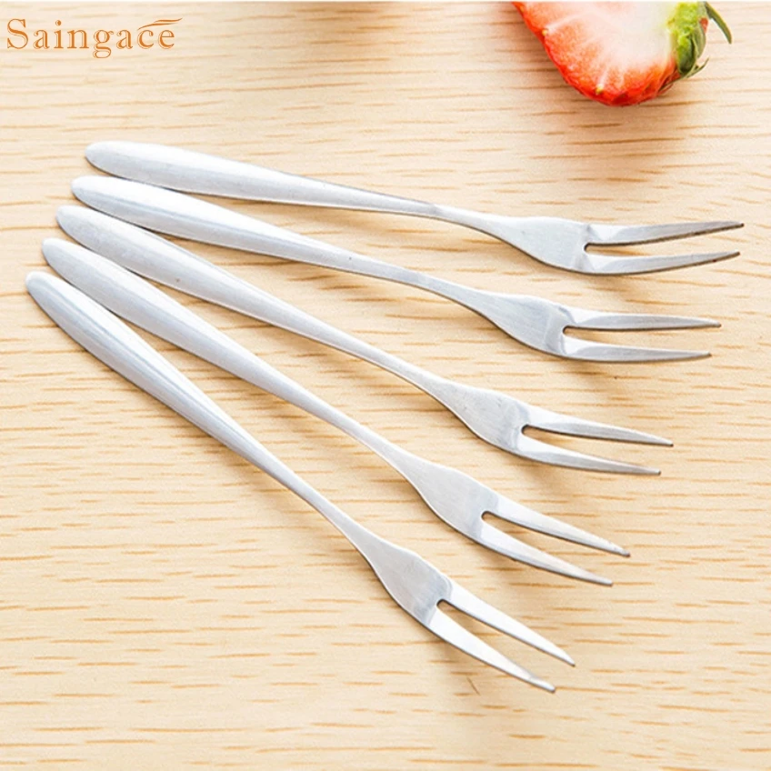 

Saingace Creative 5PCs Exquisite Stainless Steel Dessert Fork Kitchen Snacks Cake Fruit Salad Tool Gifts